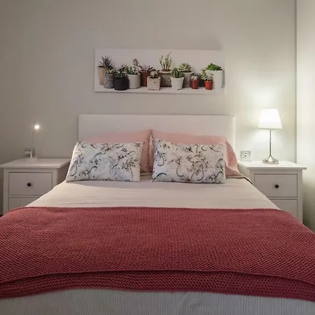 Downtown Square: Prime Location With Parking * Санта-Крус-де-Тенерифе