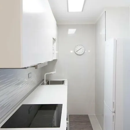 Downtown Square: Prime Location With Parking * Санта-Крус-де-Тенерифе